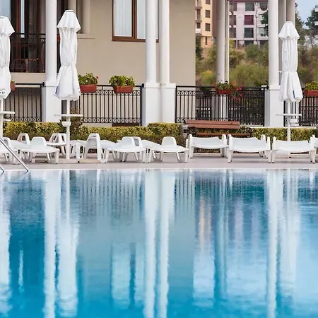 Serenity Bay 4*